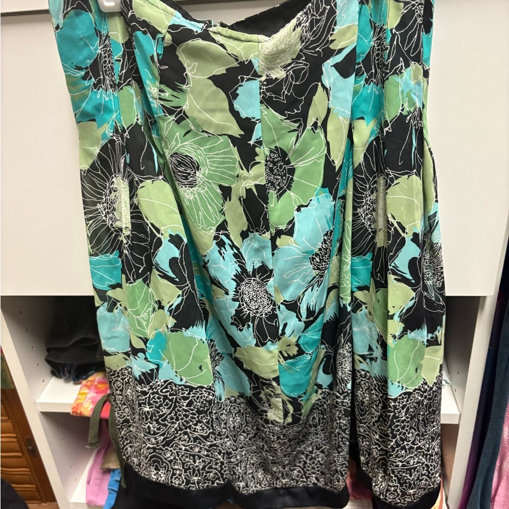 East 5th Black green teal skirt with zipper